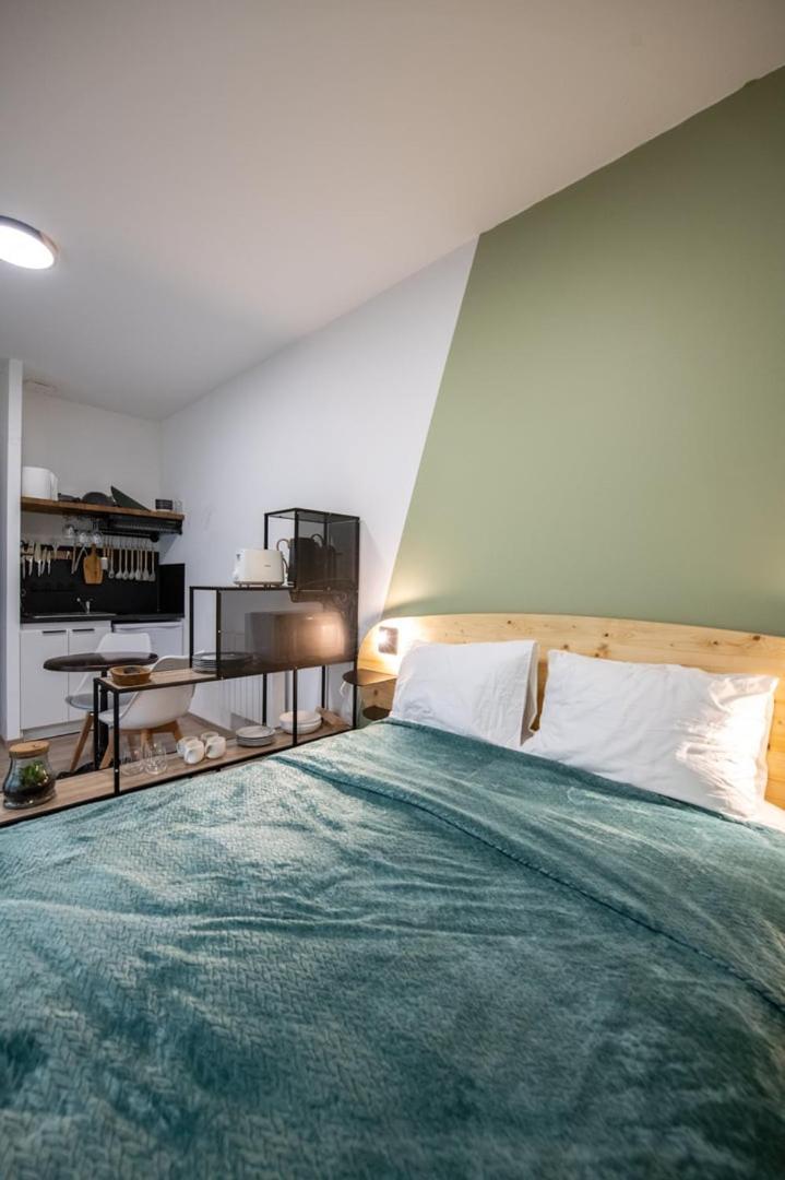 Suite Kella Tassin - Beau Studio Renove المظهر الخارجي الصورة